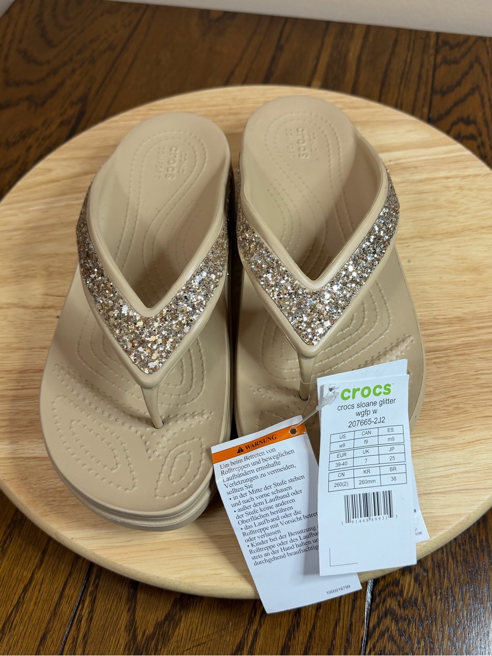 Crocs women’s sloane glitter sandals - Picture 4 of 10